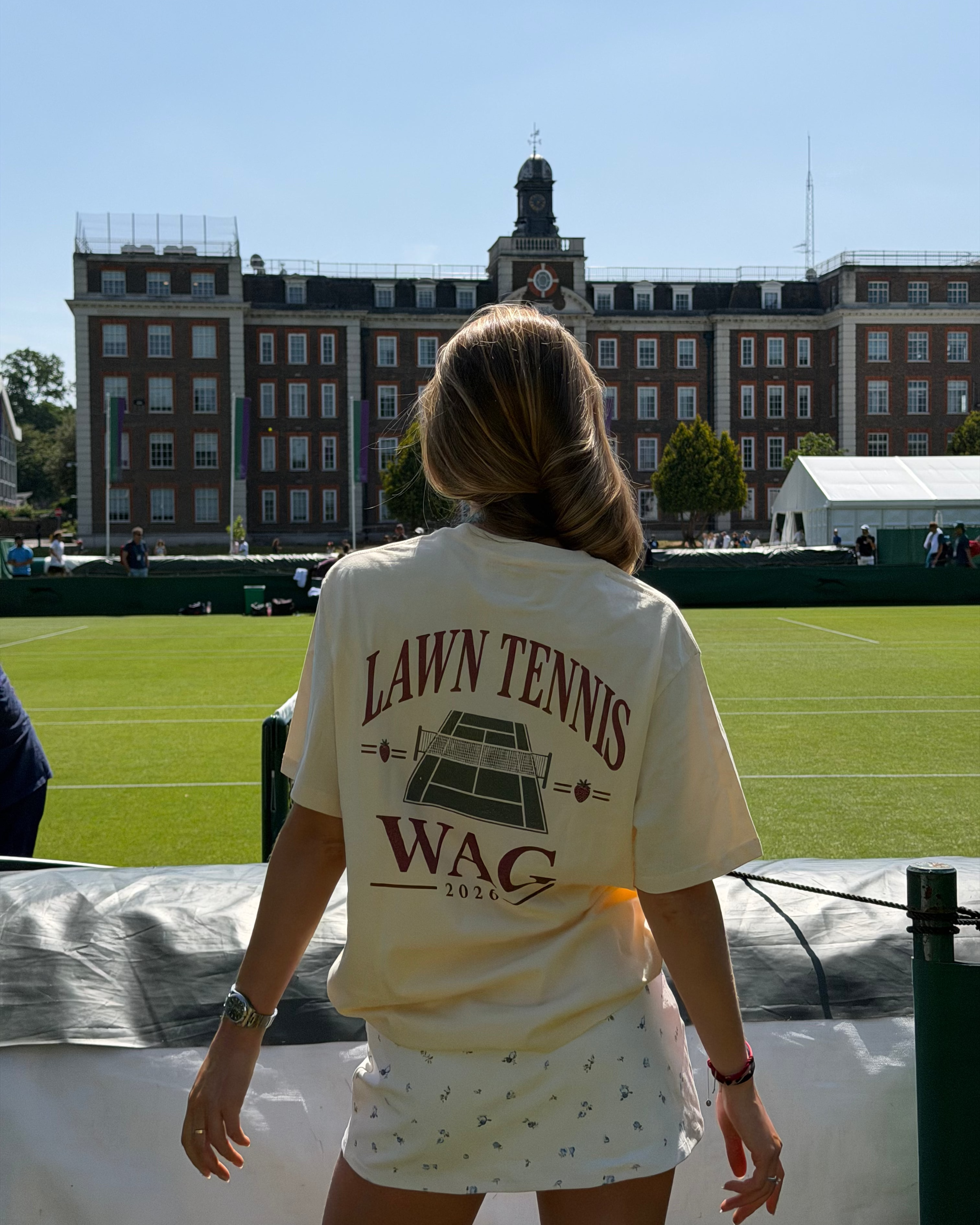 „future lawn tennis WAG“ tee